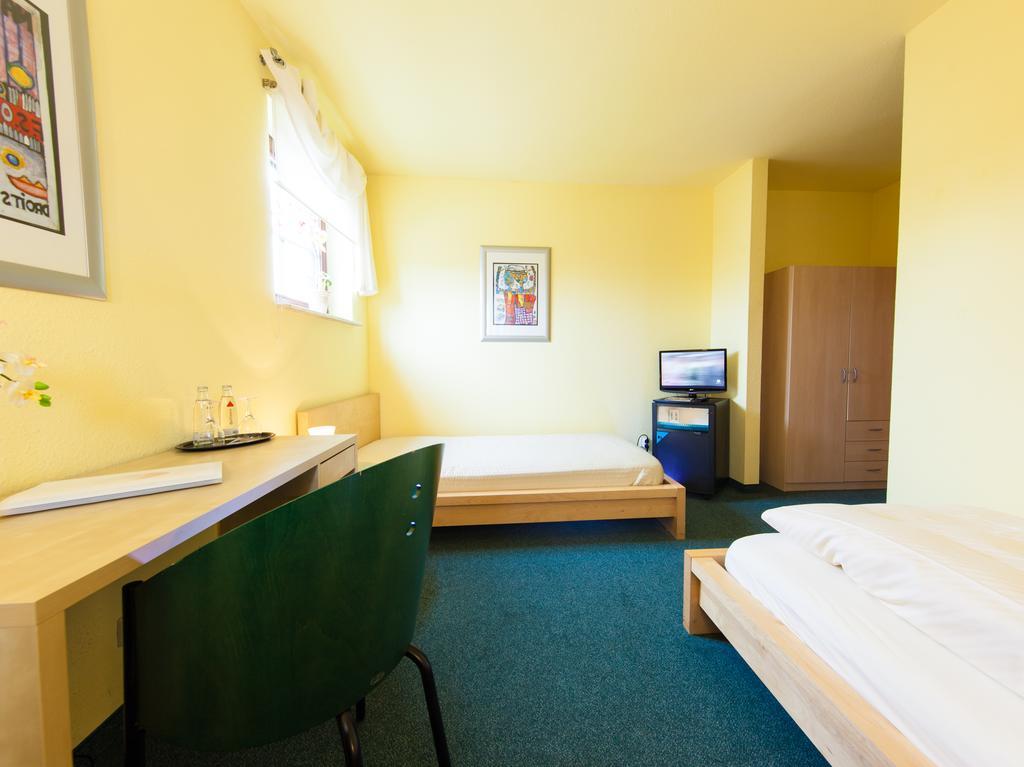 Garni-Hotel An Der Weide Berlin Exterior photo