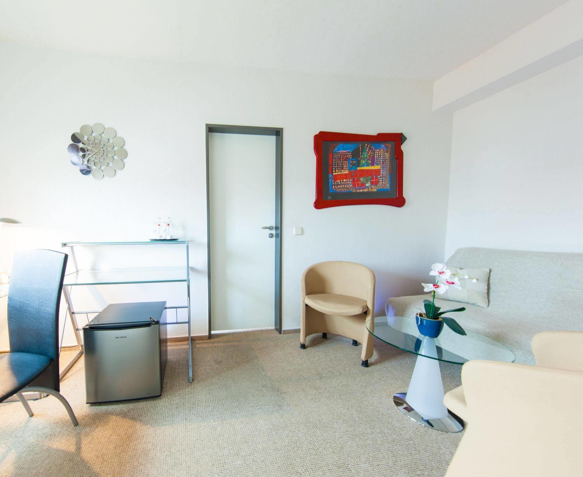 Garni-Hotel An Der Weide Berlin Exterior photo