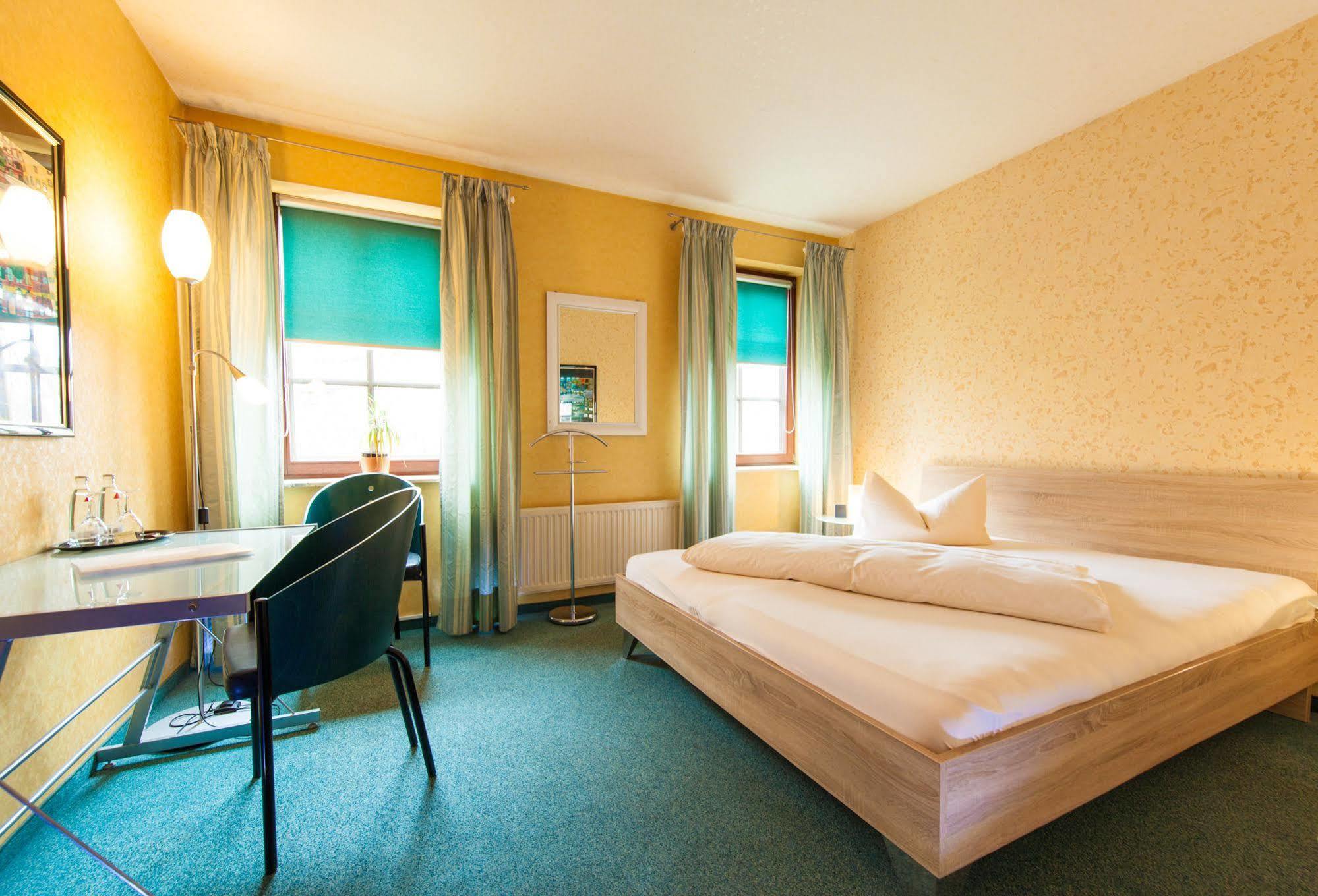 Garni-Hotel An Der Weide Berlin Exterior photo