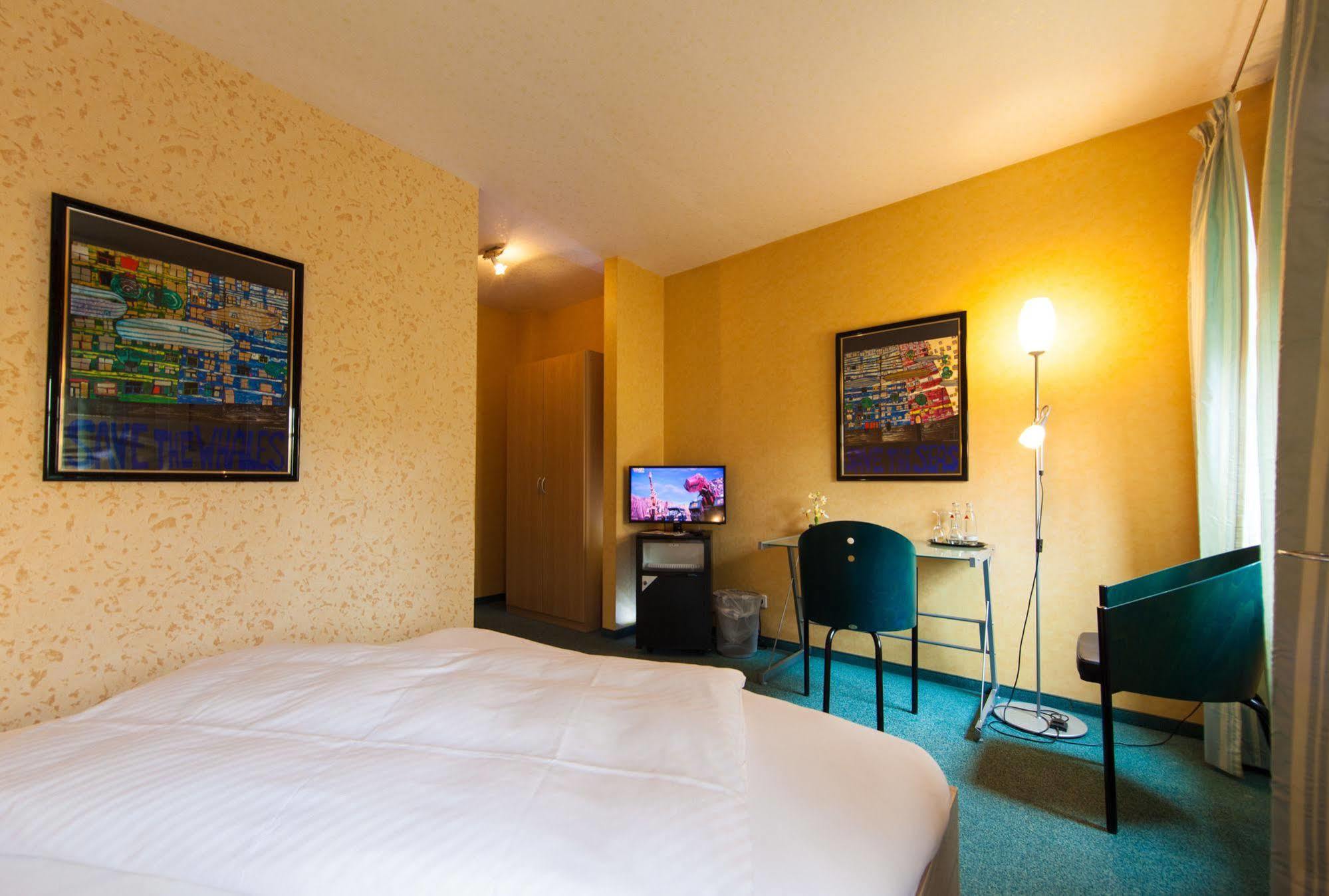 Garni-Hotel An Der Weide Berlin Exterior photo